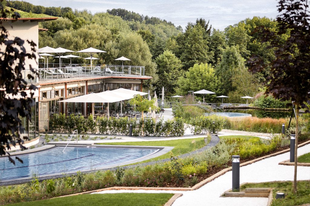 Aussenansicht Heiltherme Bad Waltersdorf.