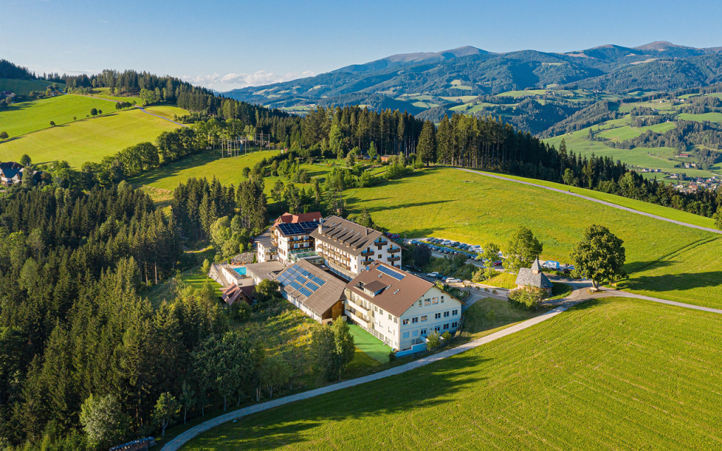 Moselebauer Luftbildaufnahme des Ubternehmens.