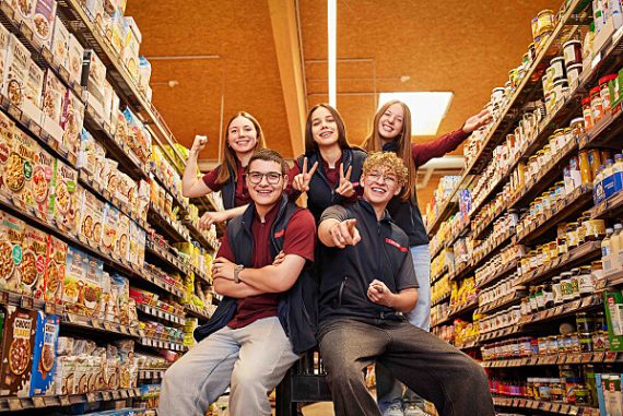 In der Steiermark und Südburgenland stehen bis zu 100 offene Lehrstellen in über 10 verschiedenen Lehrberufen zur Auswahl.